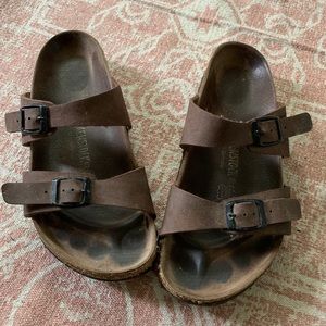 Classic Birkenstocks, Arizona style